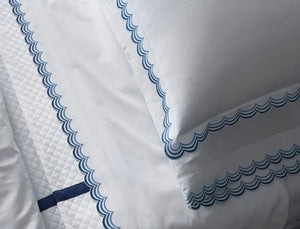 Photo of the Stella | Pillowcase Set ensemble.