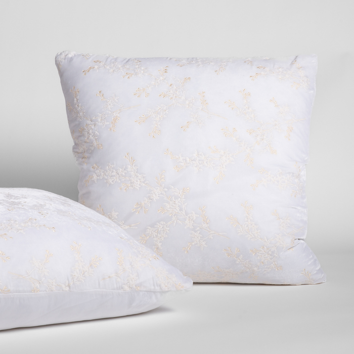 Photo of the Lynette Luxe | Sham ensemble.