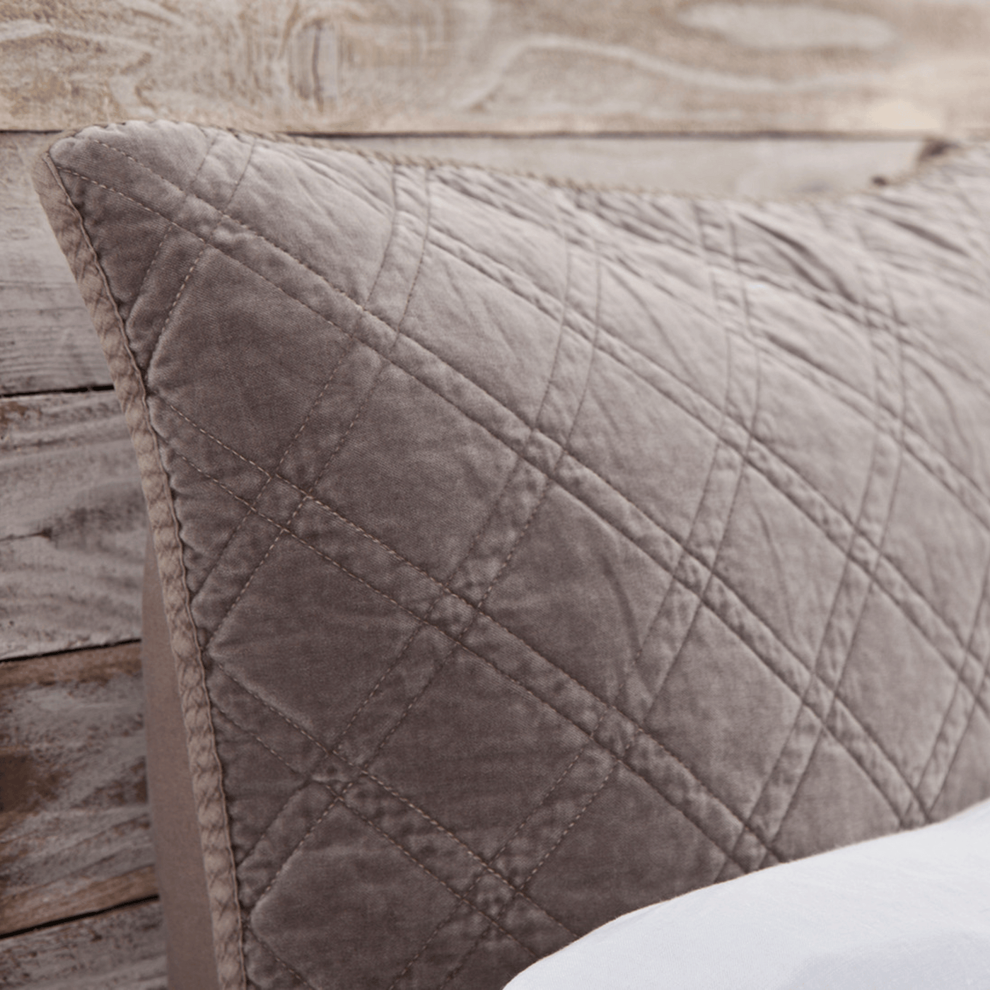 Brussels | Coverlet