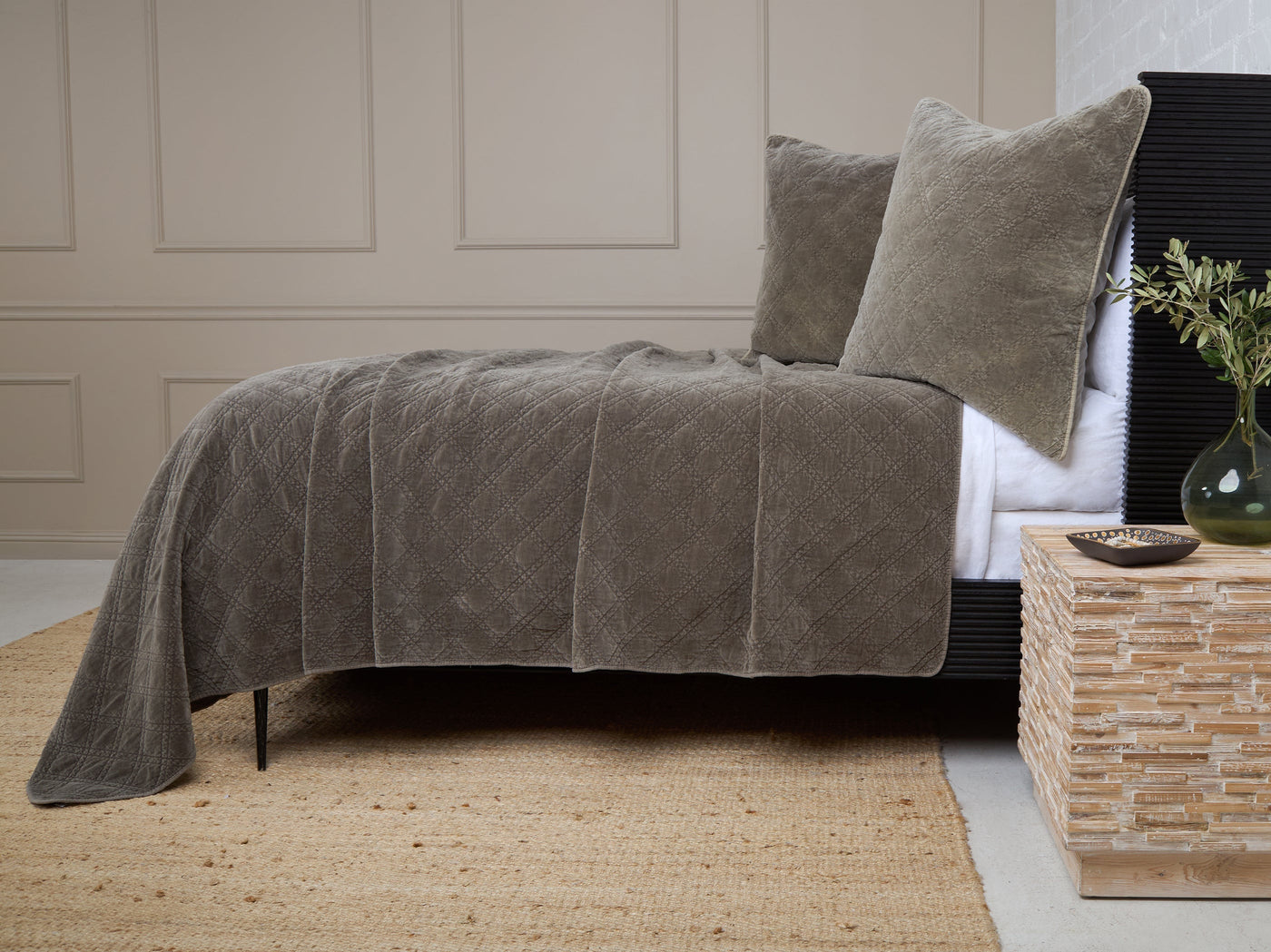 Brussels | Coverlet