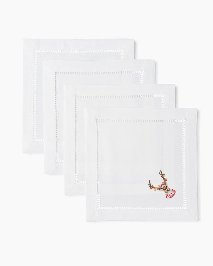 Photo of the Ornament Antlers Cocktail Napkins ensemble.