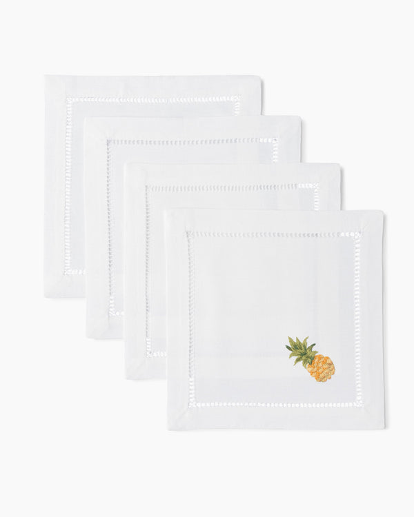 Photo of the Pineapple Modern Cocktail Napkins ensemble.