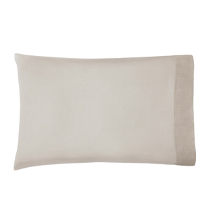 Photo of the Carlotta | Pillowcase ensemble.