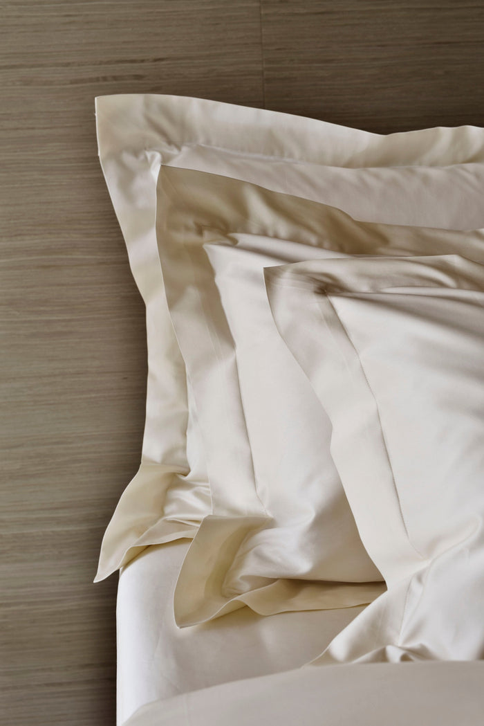 Photo of the Capela | Pillowcase ensemble.