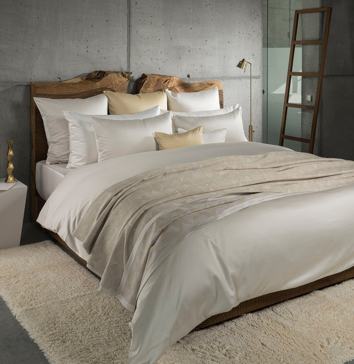 Photo of the Caviar | Bed Cover ensemble.