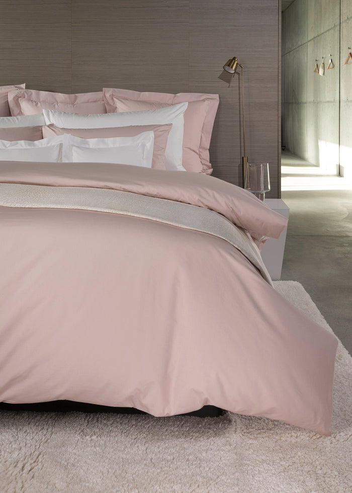 Photo of the Estrela | Duvet Cover ensemble.