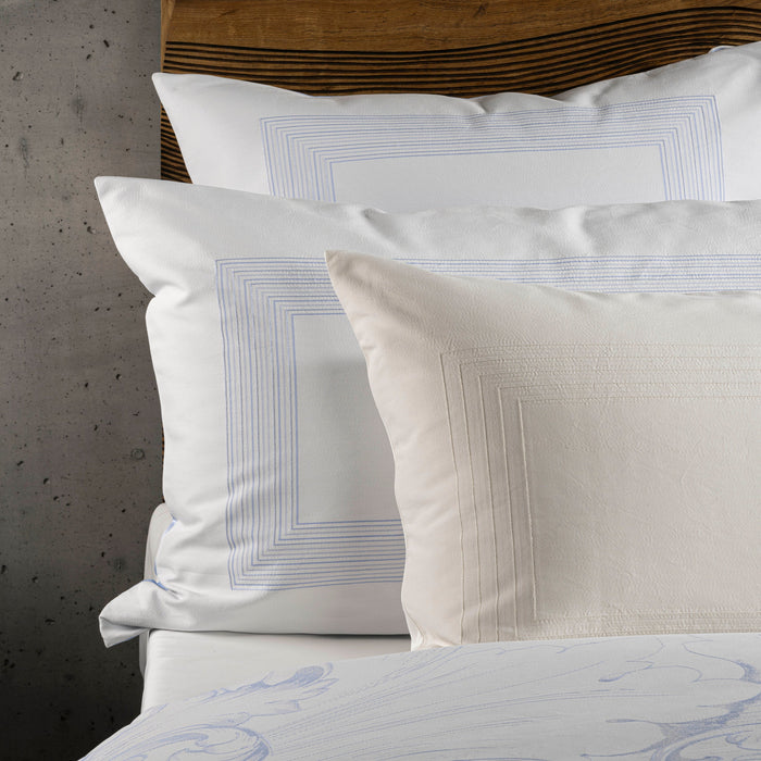 Photo of the Exquise | Pillowcase ensemble.