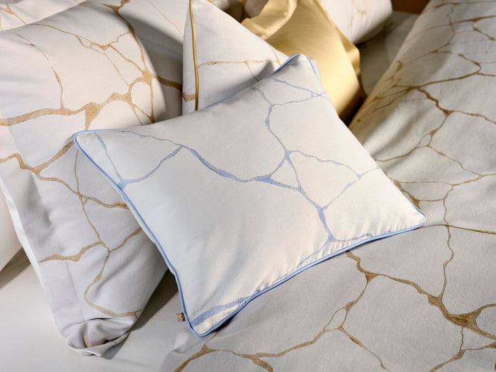 Photo of the Jessie | Pillowcase ensemble.