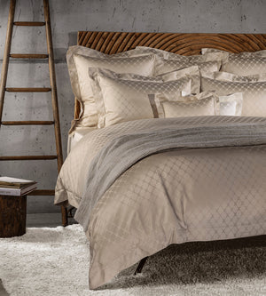 Photo of the Lua | Duvet Cover ensemble.