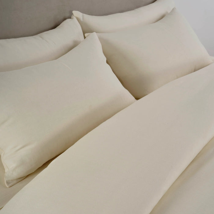 Photo of the Moon Linen | Flat Sheet ensemble.