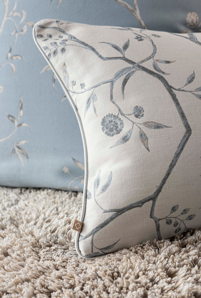 Photo of the Paradis | Pillow Cover ensemble.