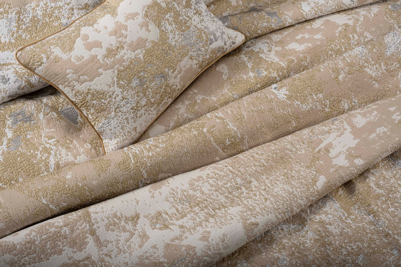 Waltz | Bed Cover
