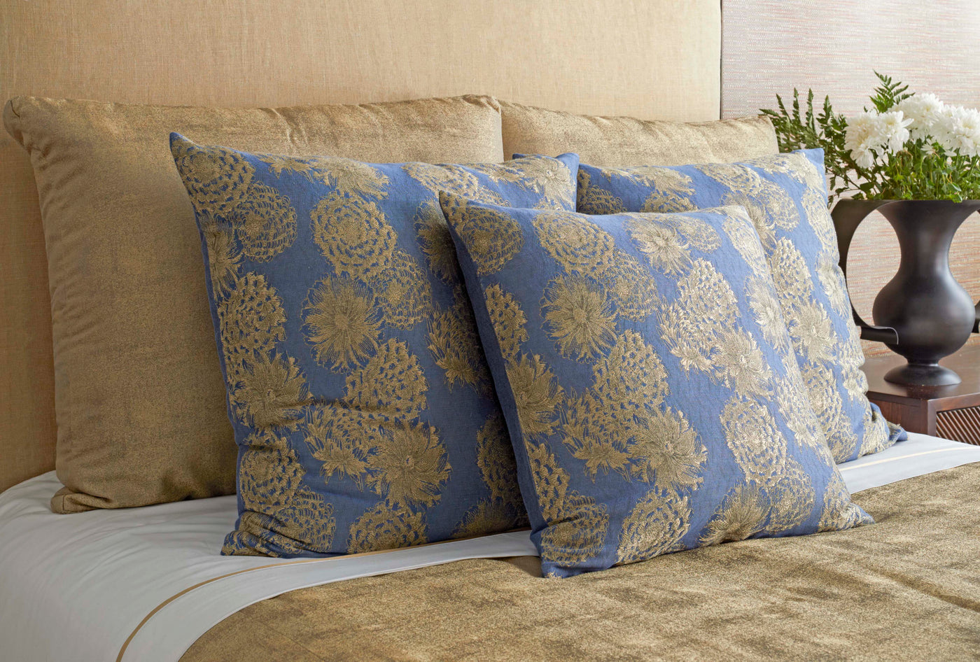 Chrysanthemum | Pillow