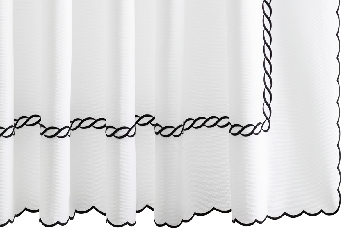 Classic Chain Scallop Shower Curtain