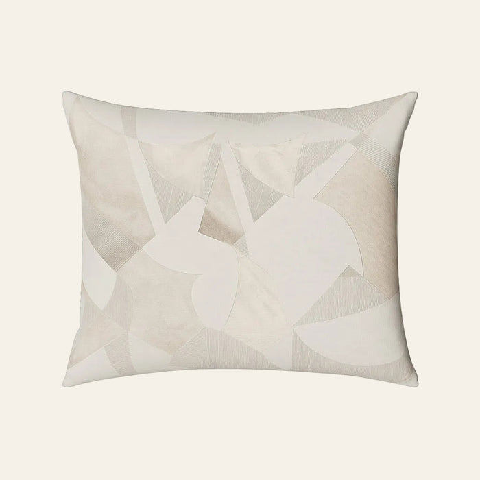 Photo of the Clio | Pillow ensemble.