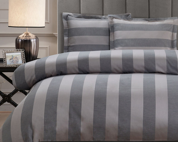 Photo of the Milano Jacquard | Duvet Set ensemble.