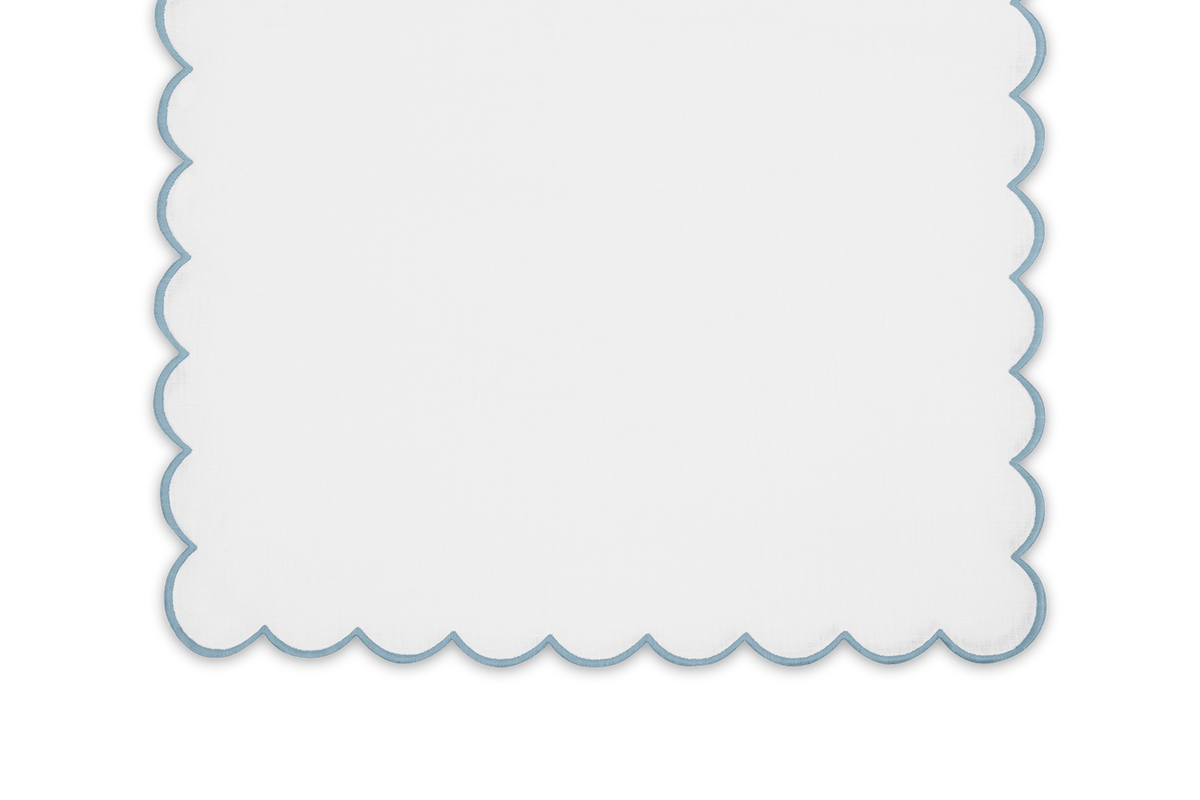 Dakota table runner in White & Hazy Blue