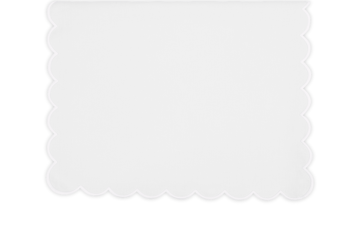 Dakota table runner in White