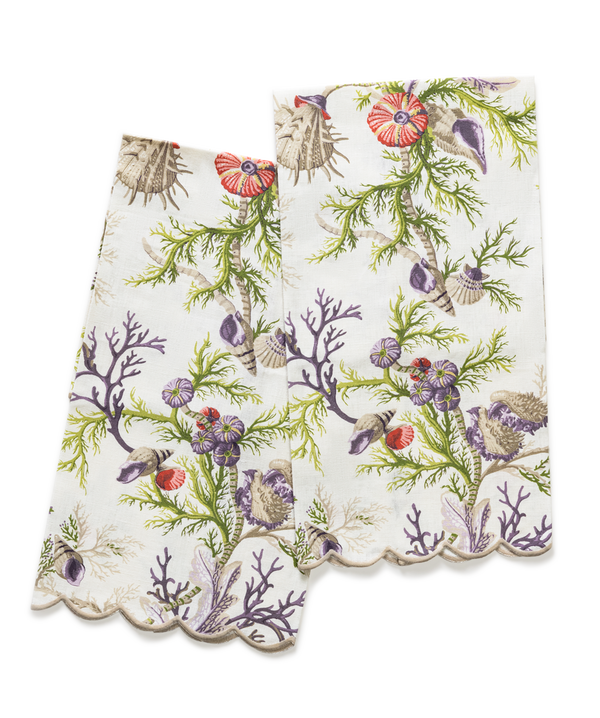 Photo of the Del Tesoro | Printed Linen Guest Towel Set ensemble.