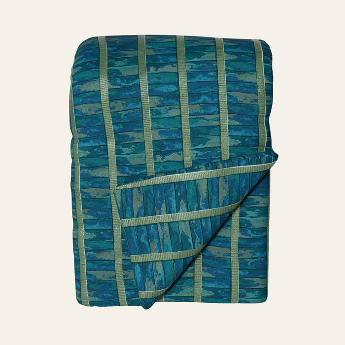 Photo of the Egyptian Faience | Throw ensemble.