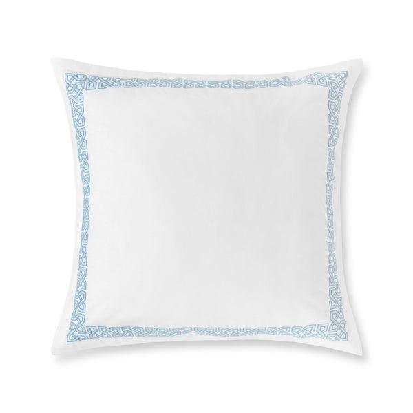 Photo of the Elo Euro Sham ensemble.