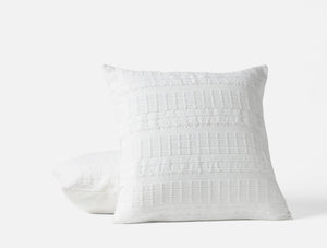 Photo of the Sea Ridge | Decorative Pillow ensemble.
