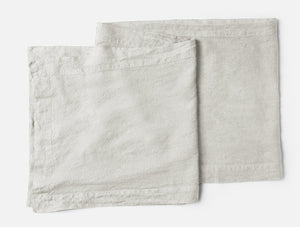 Photo of the Mojave Linen | Table Runner ensemble.