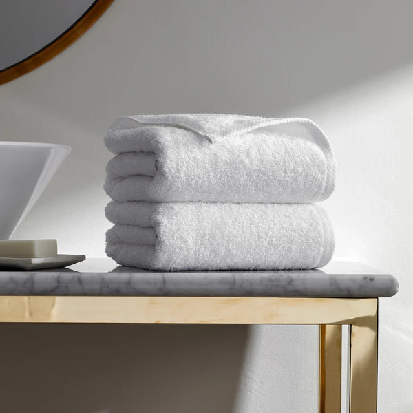 Photo of the Simple Border | Bath Towel Set ensemble.