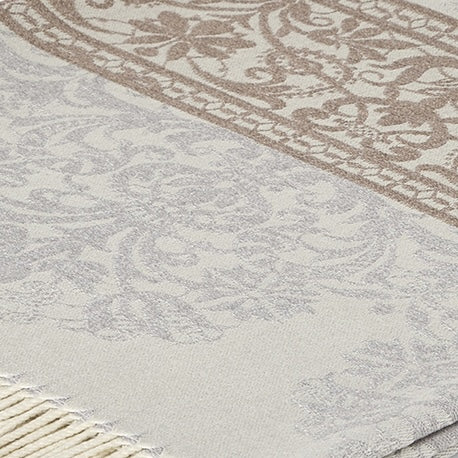 Giudecca | Throw