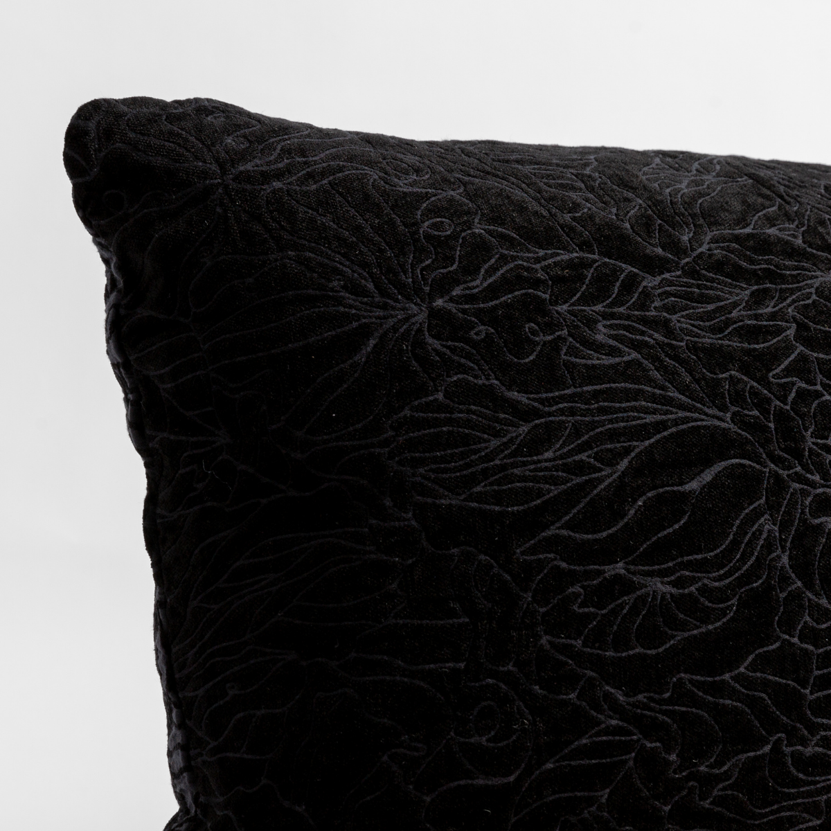 Close-up of Bella Notte Georgia sham corner in Corvino, showing tonal floral velvet texture.