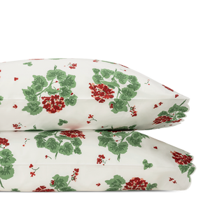 Photo of the Geranium | Pillowcase Set ensemble.
