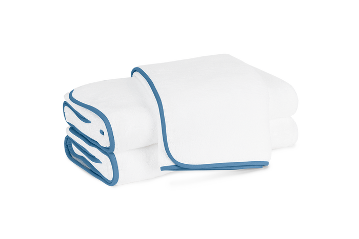 Photo of the Giza | Wash Cloth ensemble.