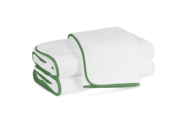 Photo of the Giza | Hand Towel ensemble.