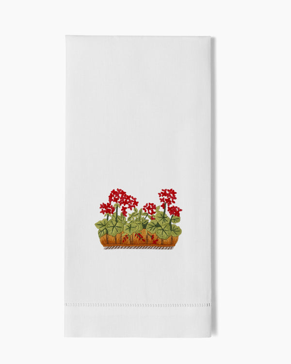 Photo of the French Geraniums Hand Towel ensemble.