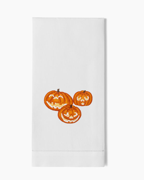 Photo of the Jack-O-Lanterns Hand Towel ensemble.