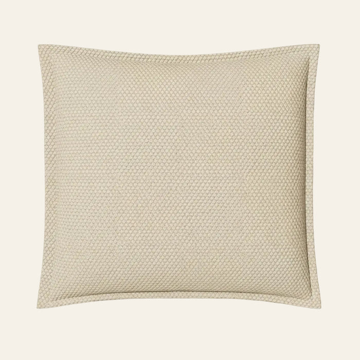 Photo of the Hollywood | Pillow ensemble.