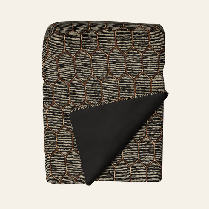 Photo of the Inro | Throw ensemble.