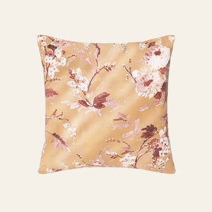 Photo of the MET x AG | Jardin Fleur Pillow ensemble.
