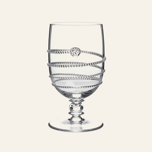 Photo of the Amalia | Goblet Set ensemble.