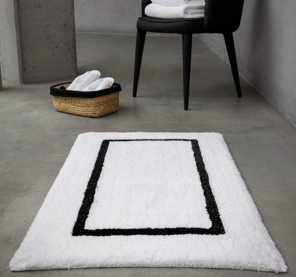 Photo of the Karat | Bath Rug ensemble.