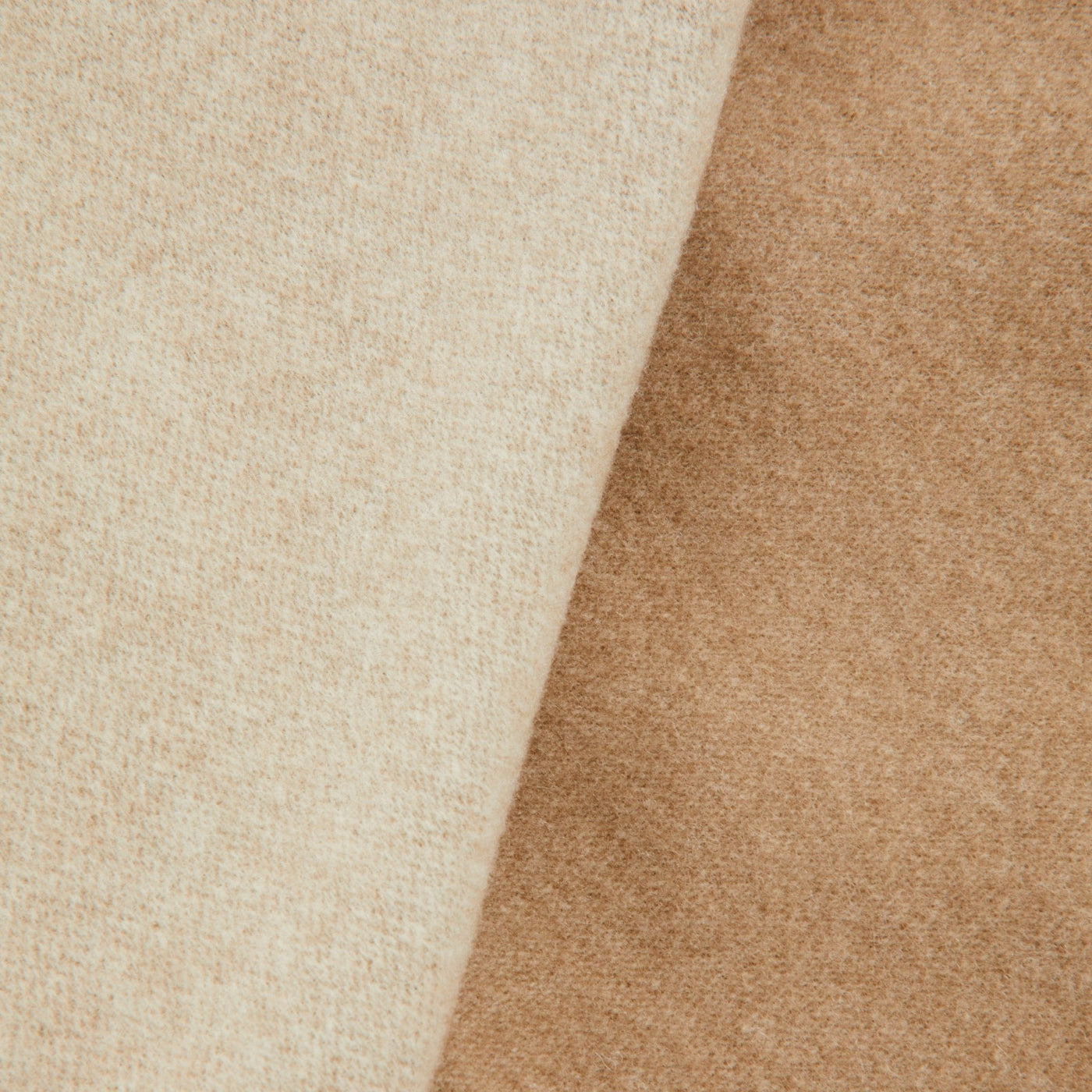 Close-up of Lanerossi Afrodite blanket showing ivory face and camel reverse in brushed wool.