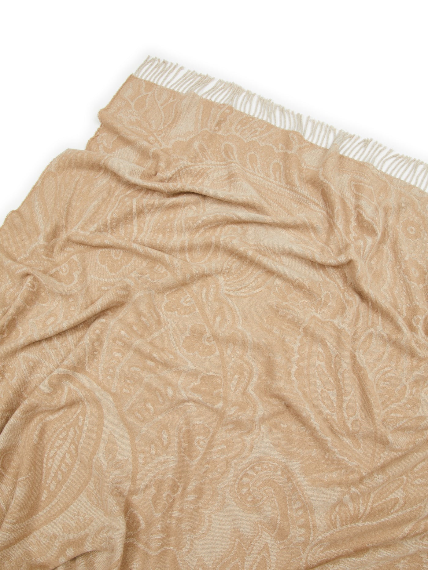 Close-up of Lanerossi Bohémien throw in camel, showing tonal paisley weave and fringe trim.