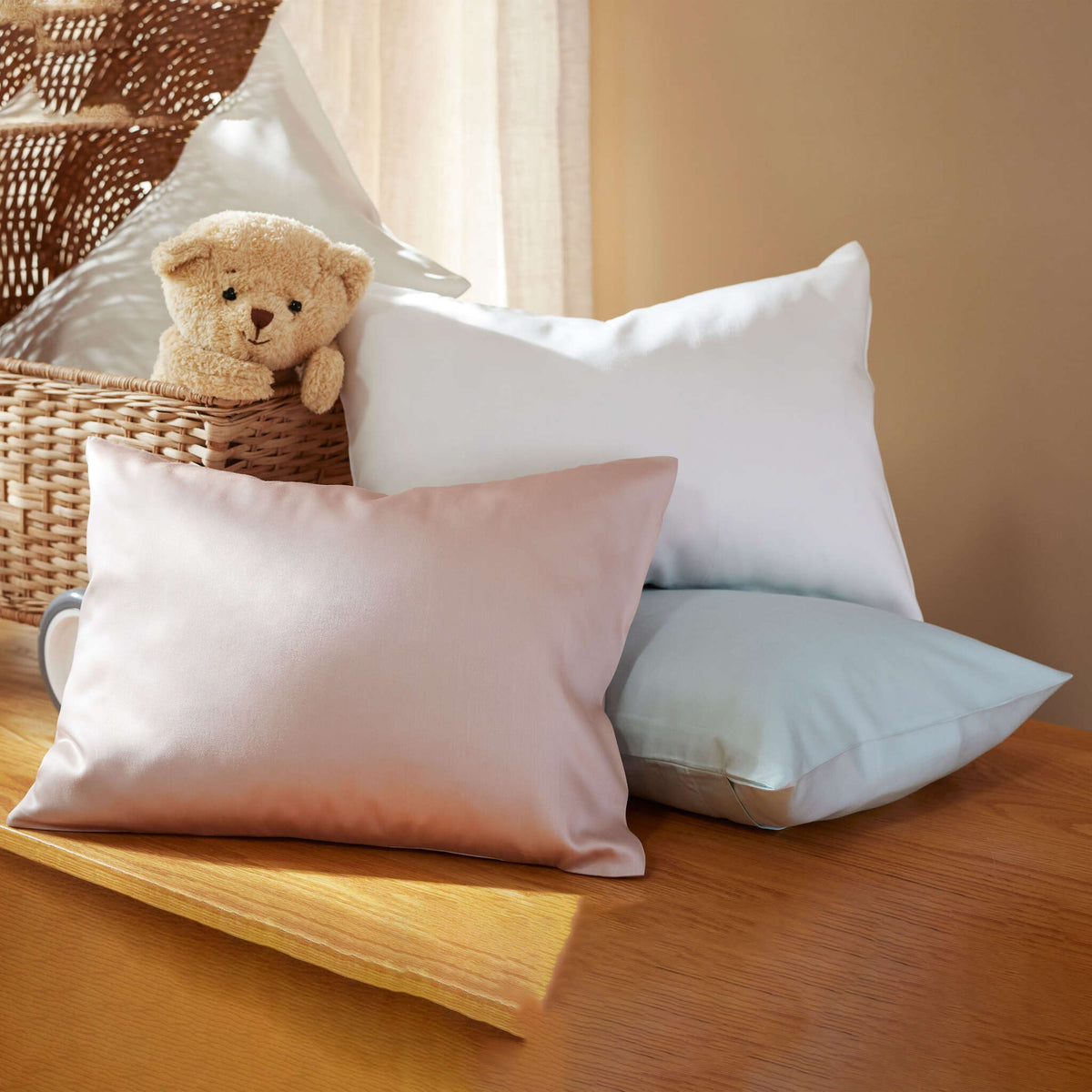 Legna Classic Baby | Crib Skirt