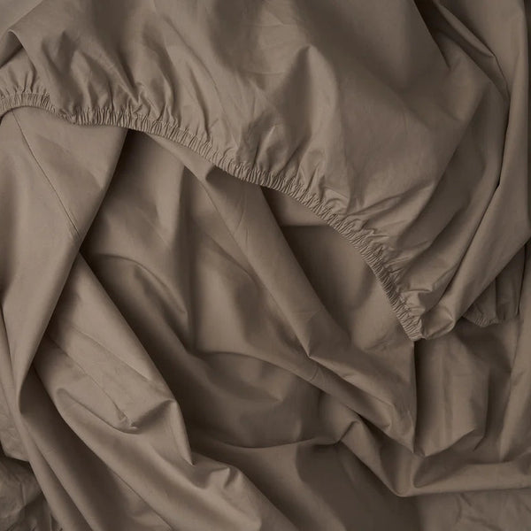 Photo of the Retiring Classic Percale | Fitted Sheet ensemble.