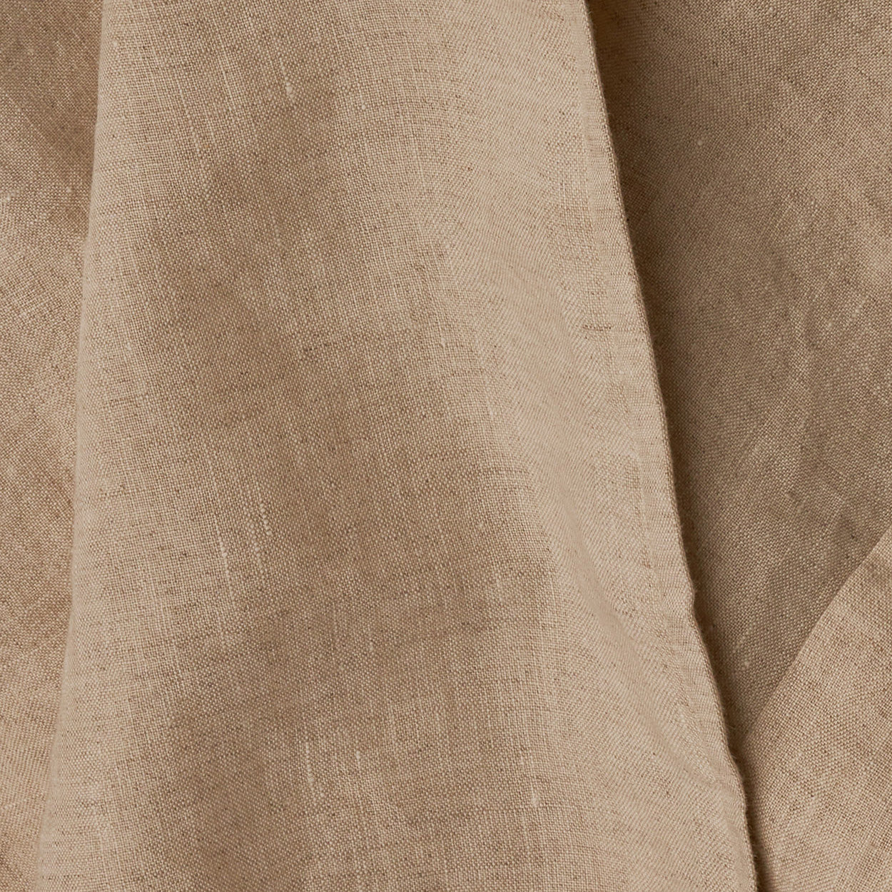 Relaxed and breathable LETTO Classic Linen fabric sample in color natural, made in Italy