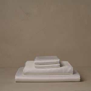 Photo of the Woodland Silk Sateen | Sheet Set ensemble.
