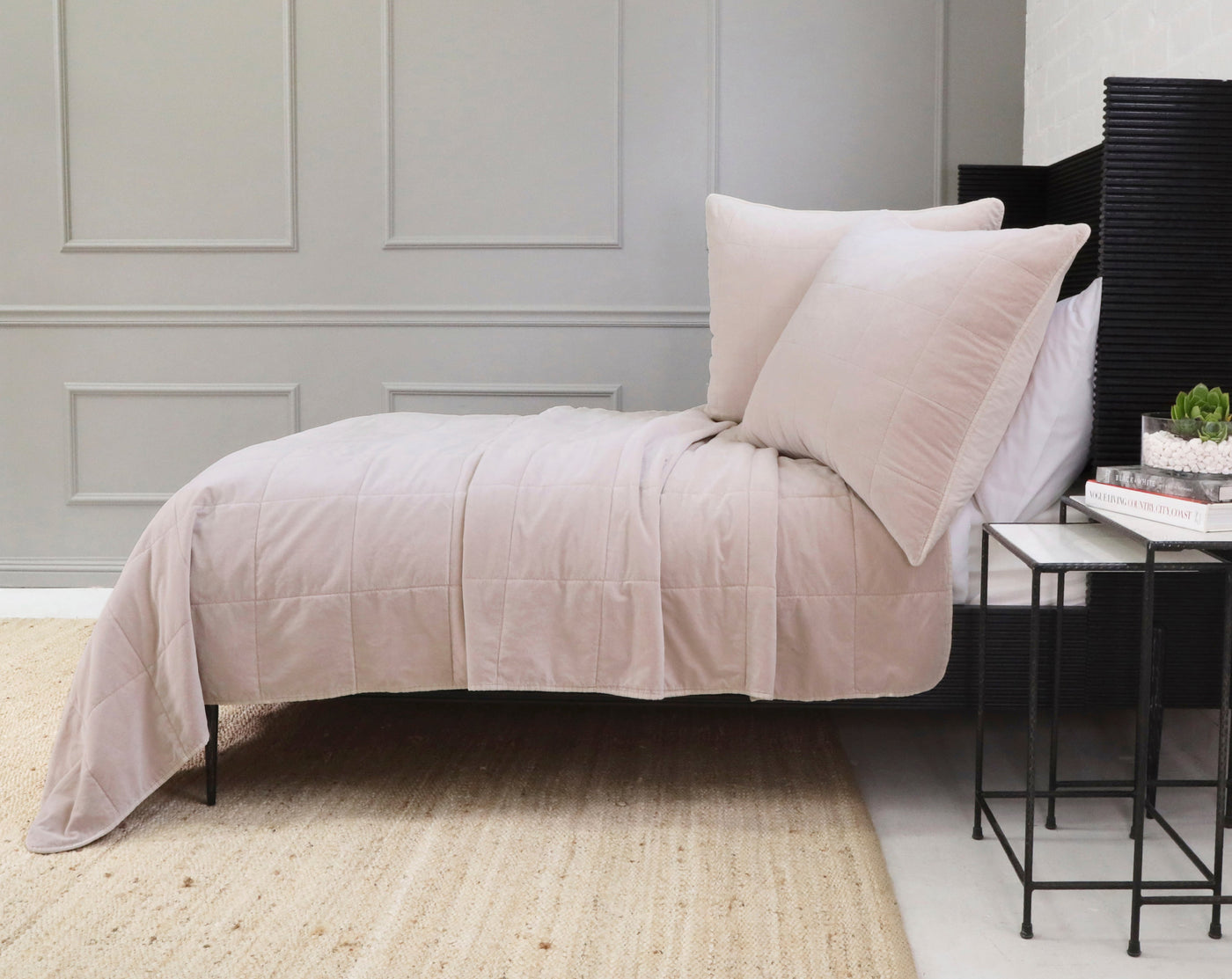 Amsterdam | Coverlet