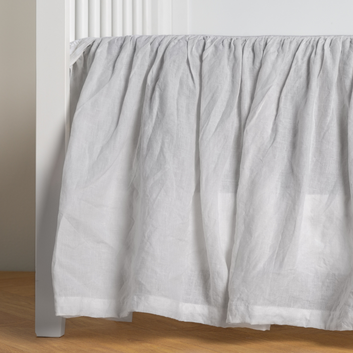 Photo of the Linen | Crib Skirt ensemble.