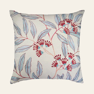 Photo of the Linenberry | Pillow ensemble.
