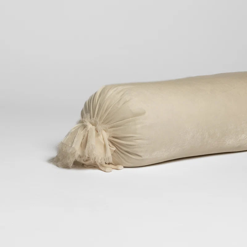Loulah | Throw Pillow